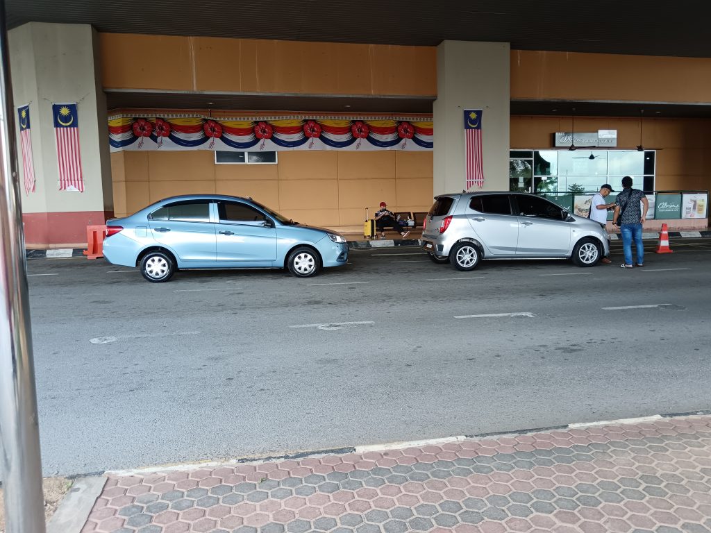 kereta sewa airport kota bharu 